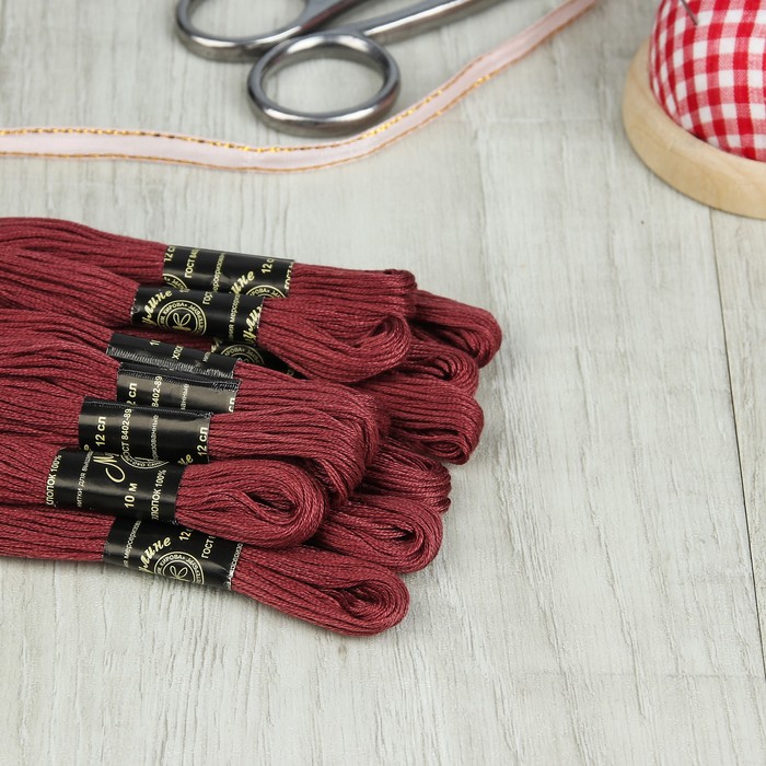 Мулине №5708,10±1м, цвет тёмно-брусничный