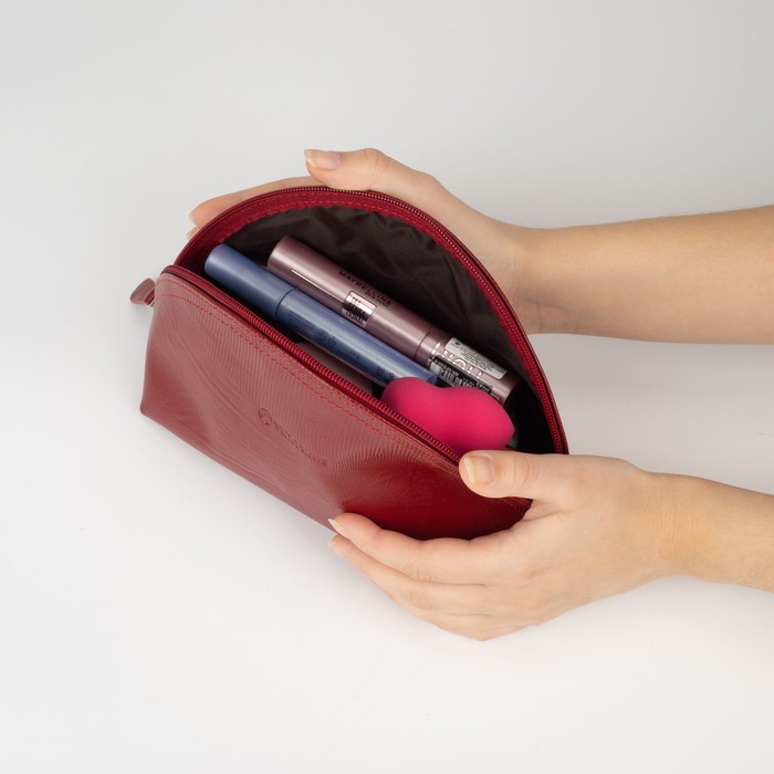 Косметичка простая на молнии, 1 отдел, игуана, цвет красный