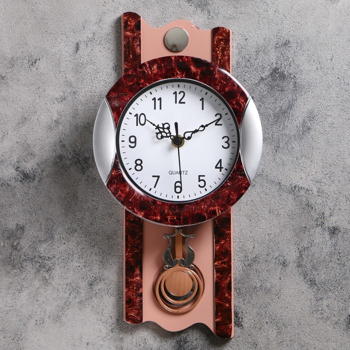 Часы настенные с маятником "Серия Элея. Милана" на накладке, рама под дерево, вставки хром