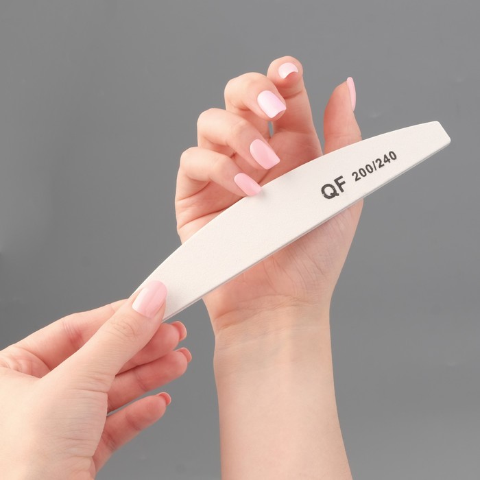 Пилка-наждак, абразивность 200/240, 18см, полуовал, фасовка 20шт, цвет белый